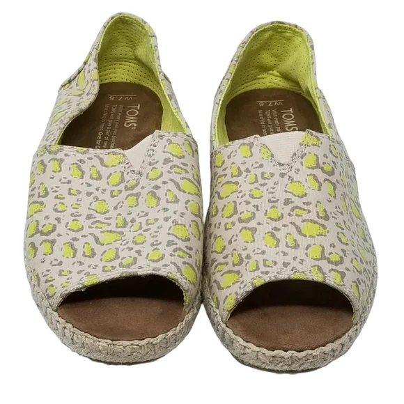 Limeade Bobcat Open-Toe Alpargata Sandals - Picture 5 of 12